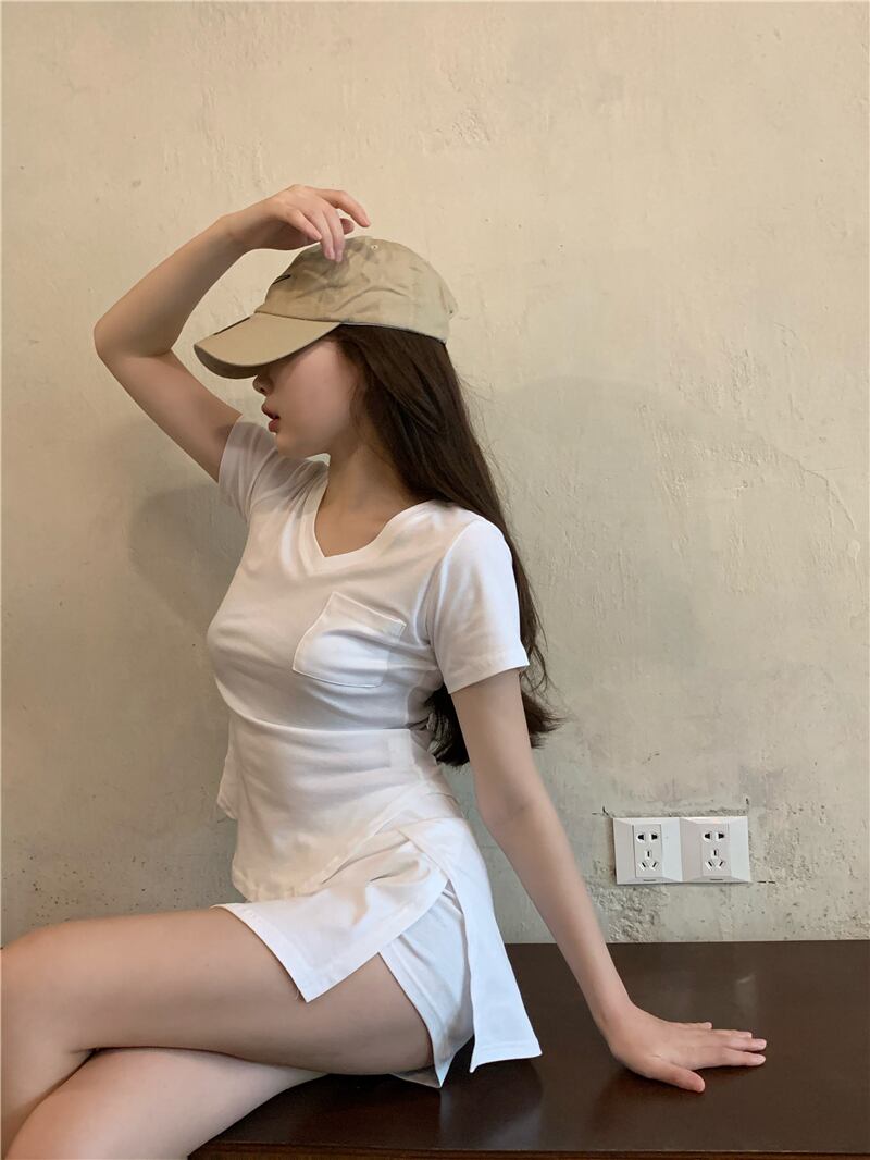 Tシャツ サマーショートスタイルスリット薄手ホワイト半袖スリーブトップス ハーフスリーブ 夏物 ピュア ブラックストロベリース24510748622