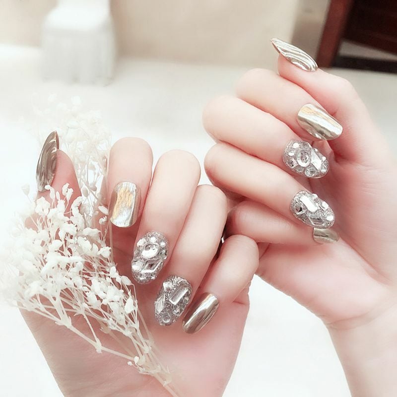 【No.17】ネイルチップ ニュアンス うるうる キラキラ No.17ネイルチップ ニュアンス ネイルチップ キラキラ うるうる