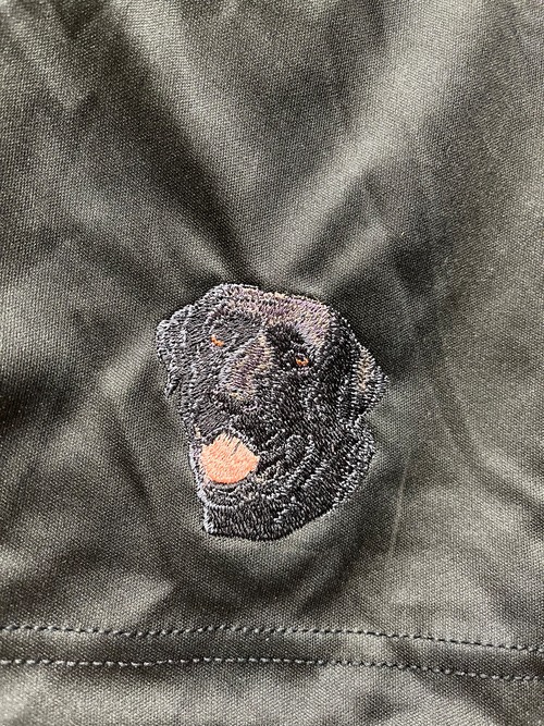 Dog embroidery comfortable shorts［Black Labrador］