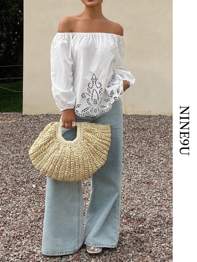 off-shoulder eyelet balloon-sleeve blouse【NINE-S0048】