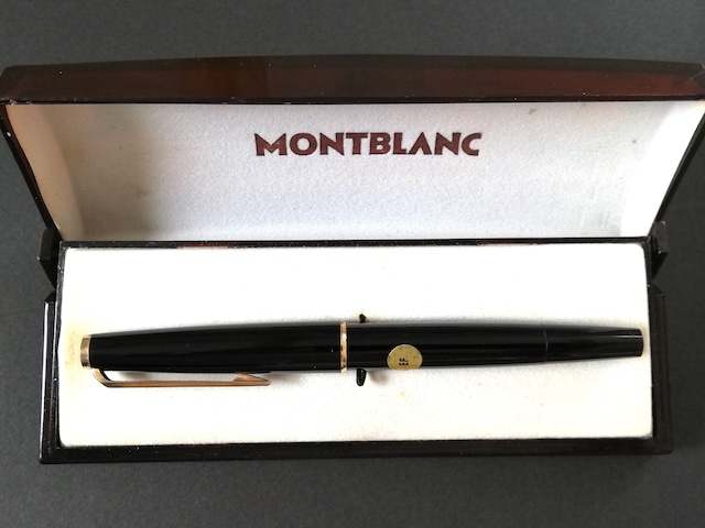 '70s　モンブラン ３２０　MONTBLANC 320　（極細字）　14K　　　　　02077