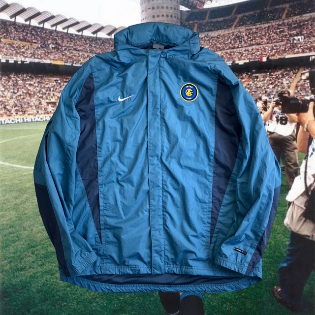2002s Inter Milan hooded training jacket