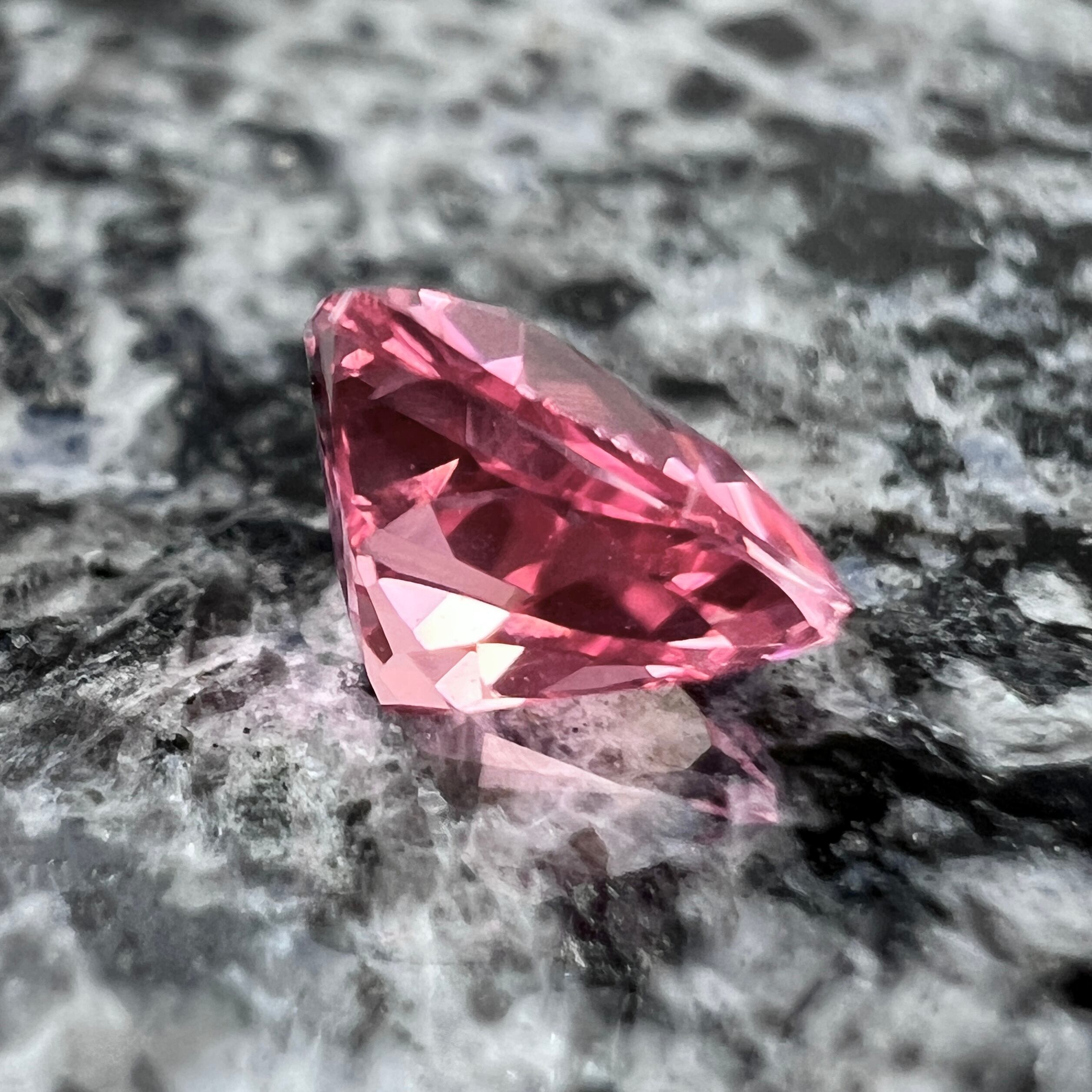 再結晶　パパラチア　1.047ct