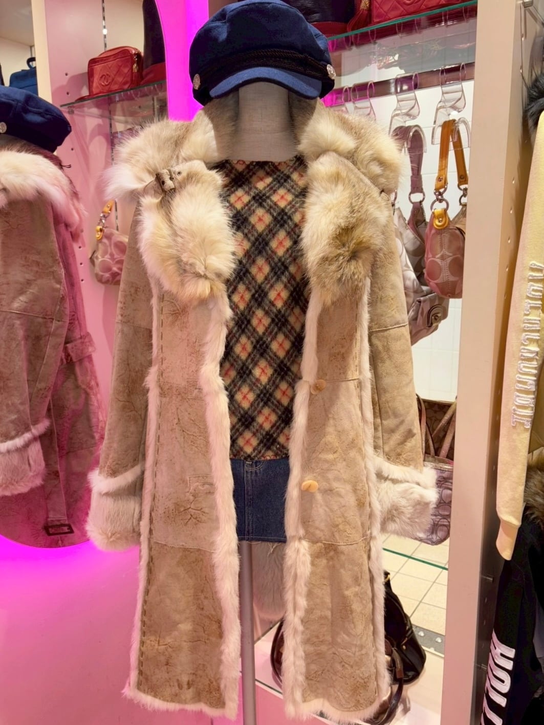 VINTAGE | TSUKI BOUTIQUE