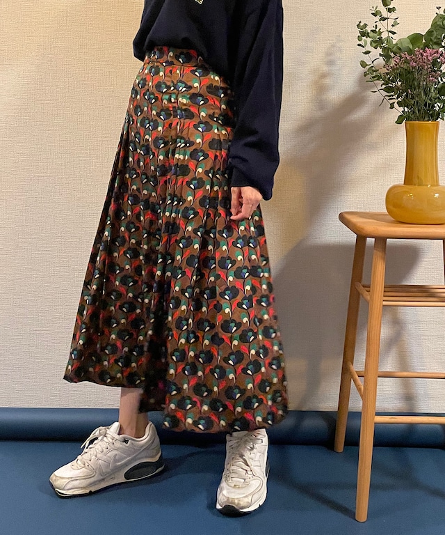 80's Floral pleated mid length skirt