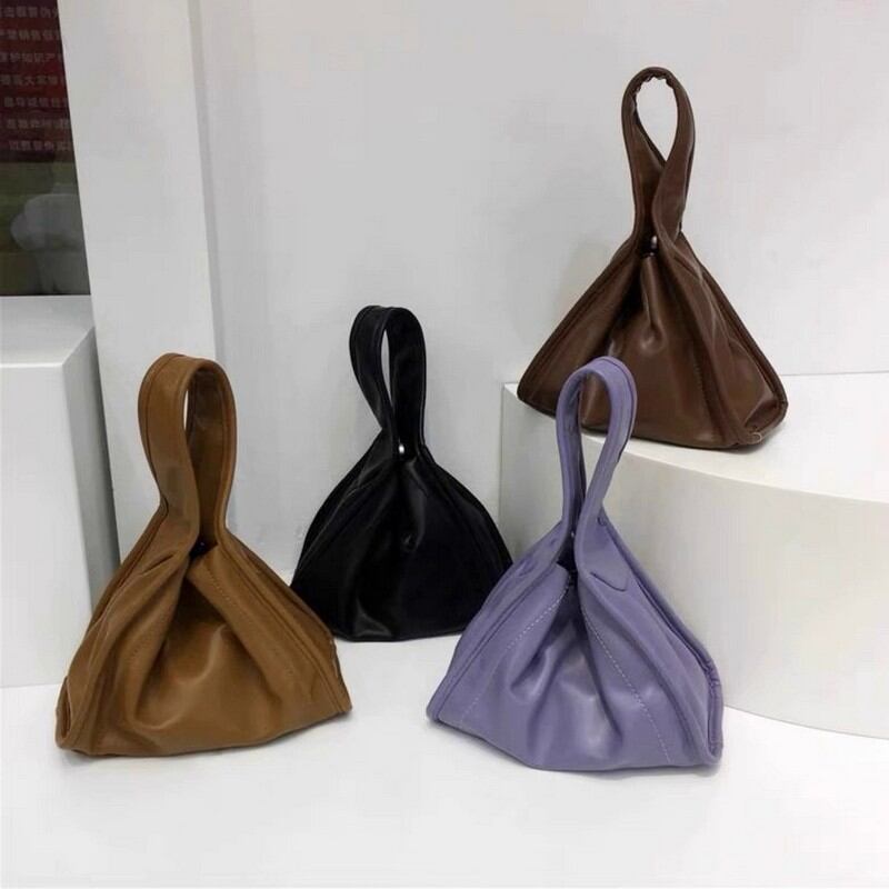 pleated triangular tote bag W00049