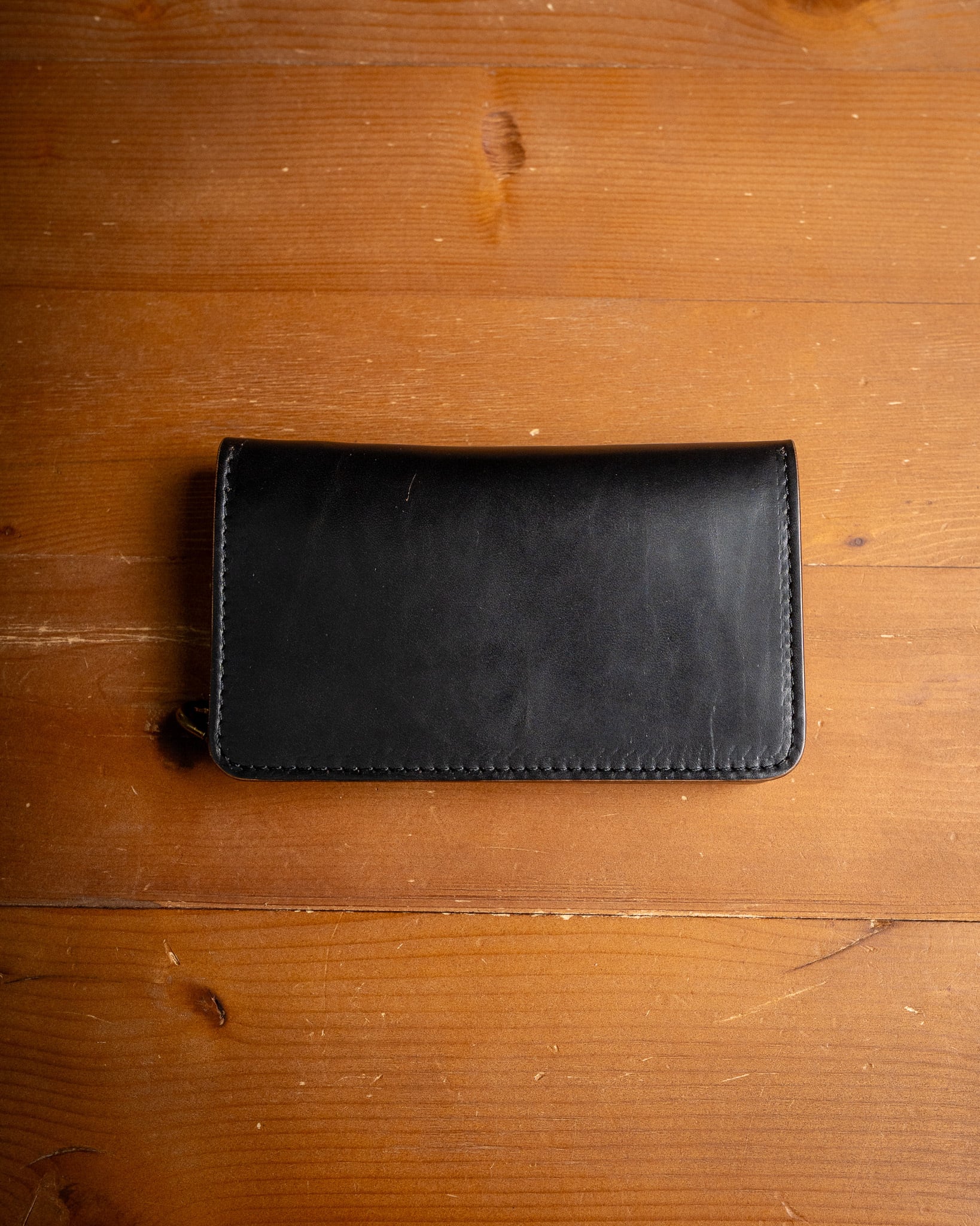 Additive and Line】Middle Tracker Wallet TWM-004 Maryam Horse Butt