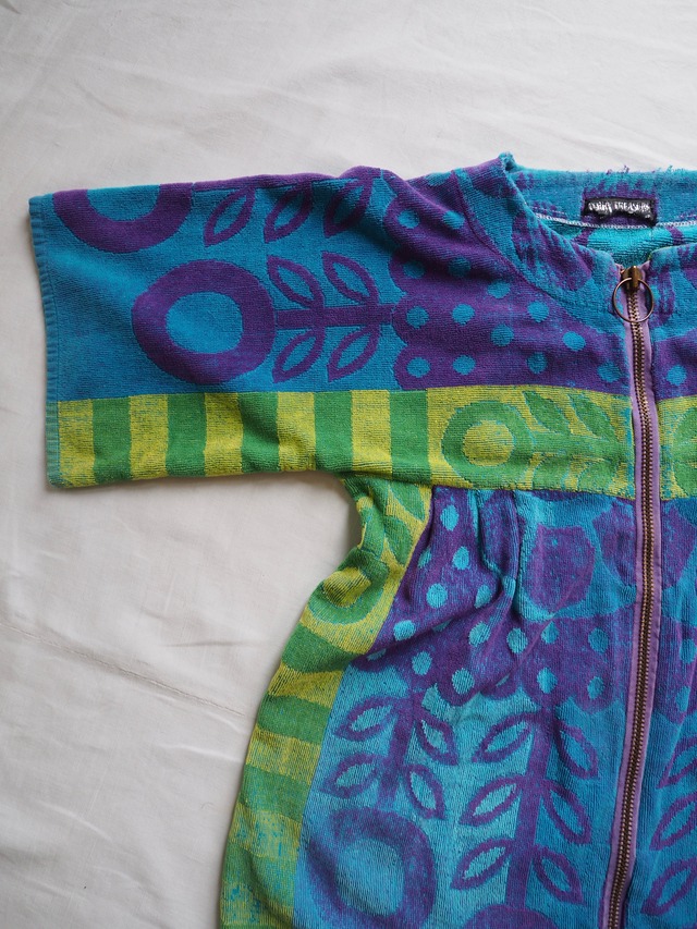 1960‘s ~ 1990’s 1970’s USA Patterned Pile Zip Jacket