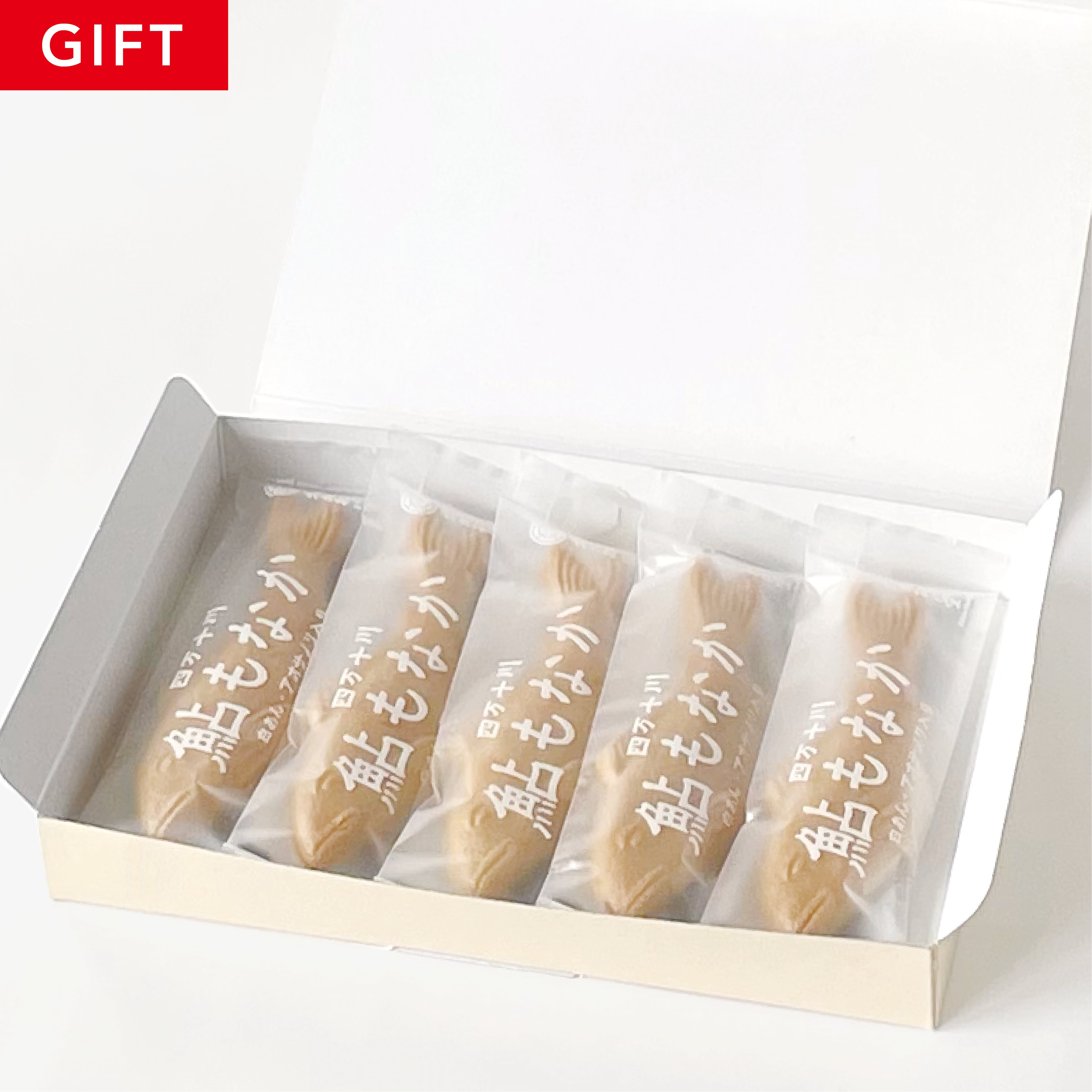 昭和レトロ。白蝶貝の鮎の飾り。 第1308回 松鶴堂の『鮎のかほり』と『生姜ようかん』 : 和菓子魂