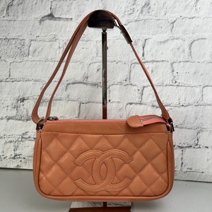 CHANEL シャネル ココマーク  キャビアスキン ショルダーバッグ ピンク A-9909