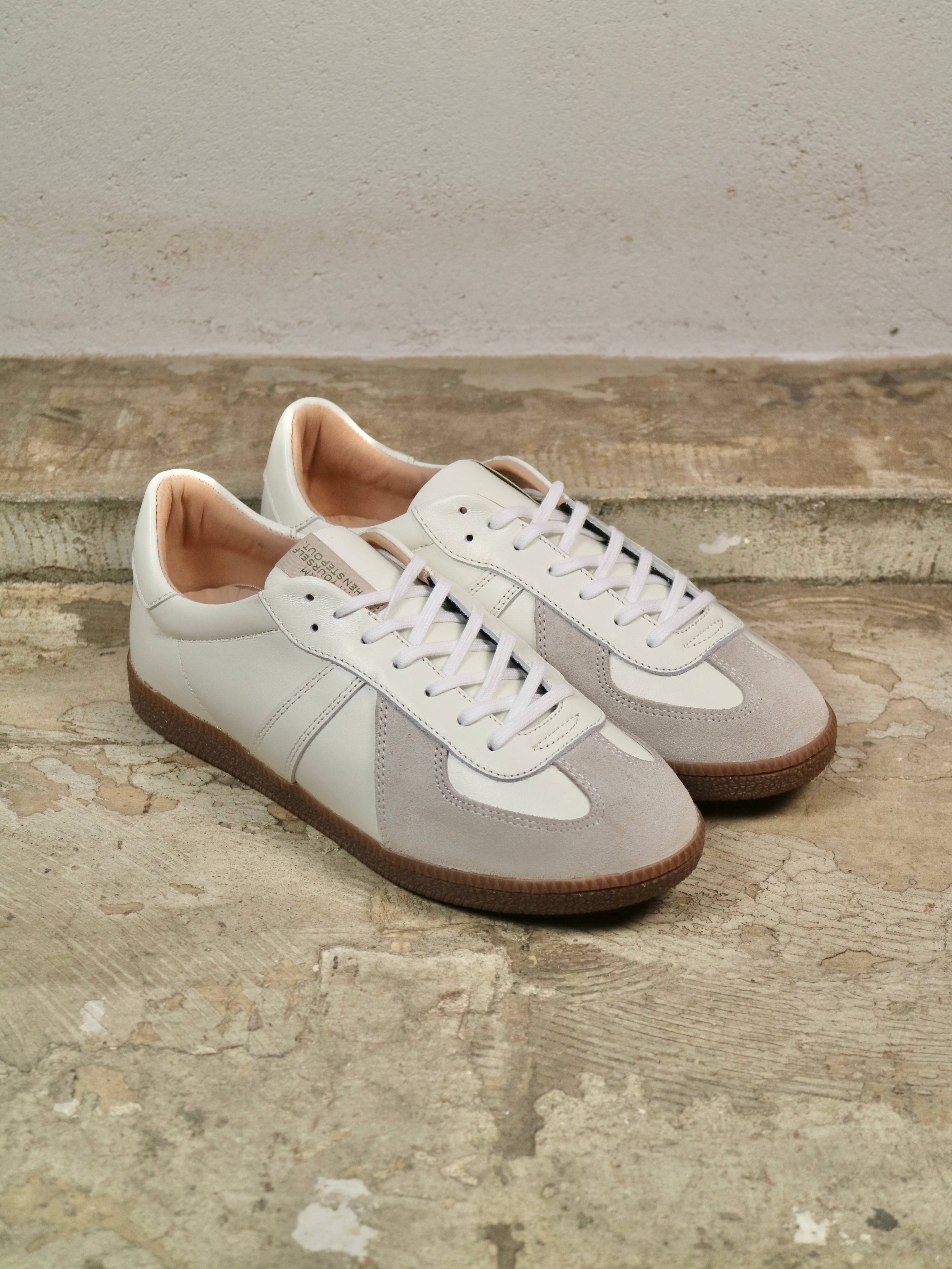 LA POCHE（ラポシュ）ジャーマントレーナー『JANE』 | Pay ID