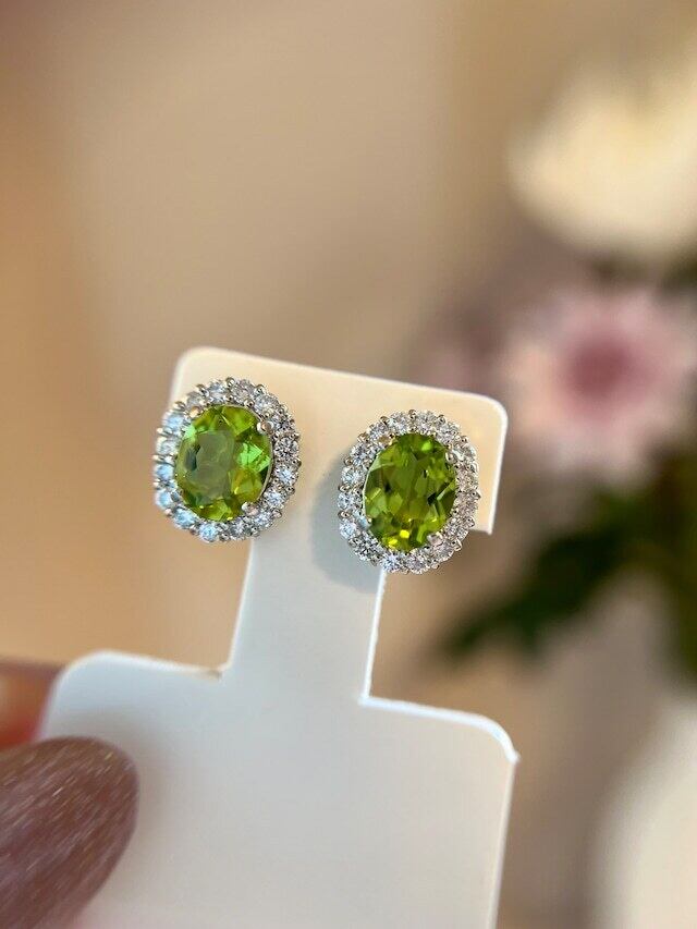 Pt900ペリドットピアス | GEM QUEEN