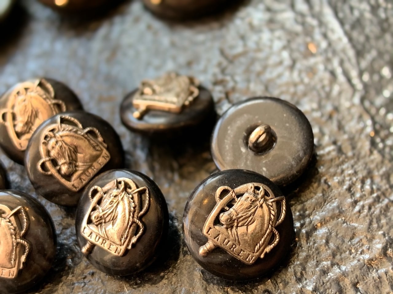は*な様 【Ralph Lauren】ヴィンテージ　カーキブラウン ボタン装飾ジ Vintage RALPH LAUREN Button Small (ラルフローレン ボタン) | Button
