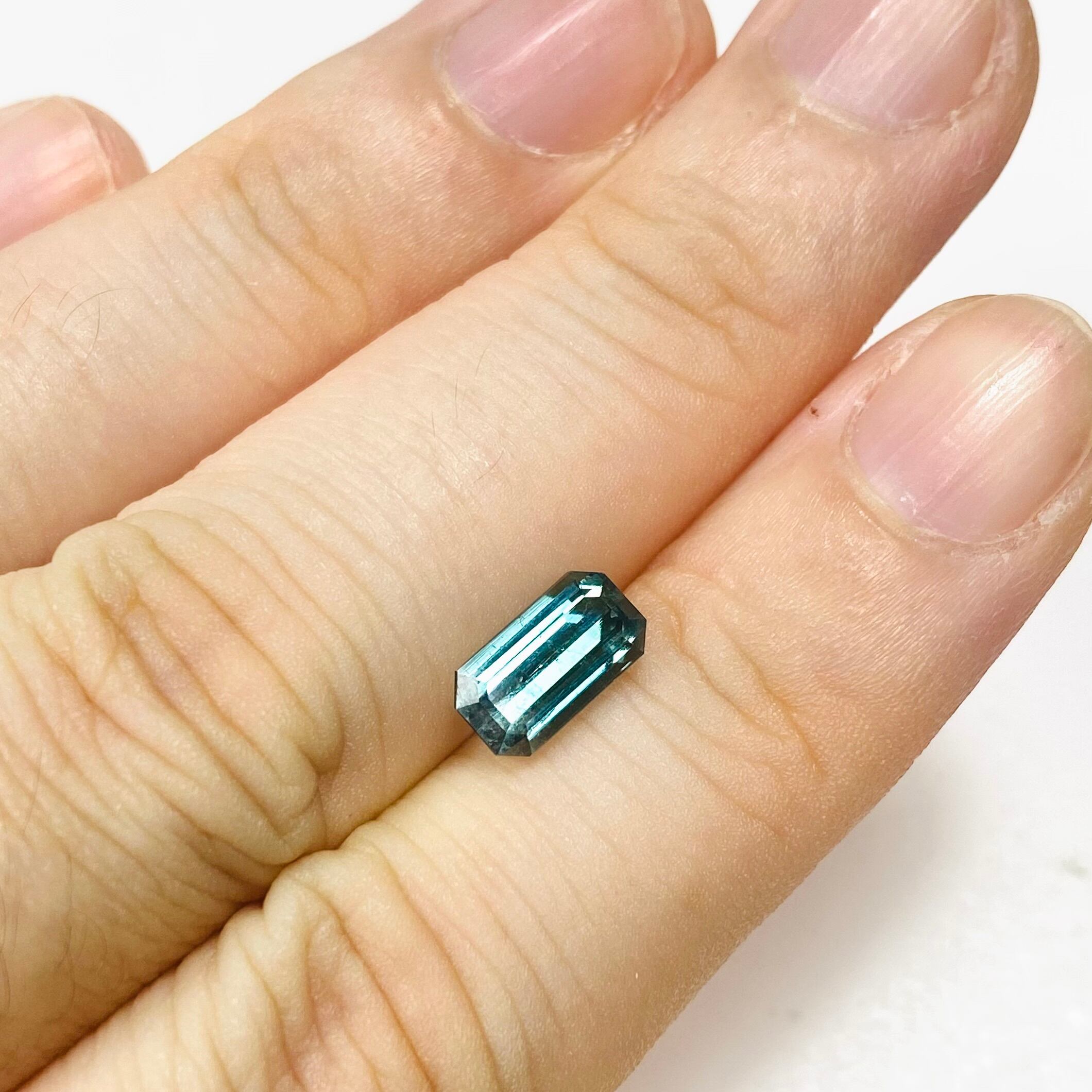 陽光きらきらの海 バイカラートルマリン