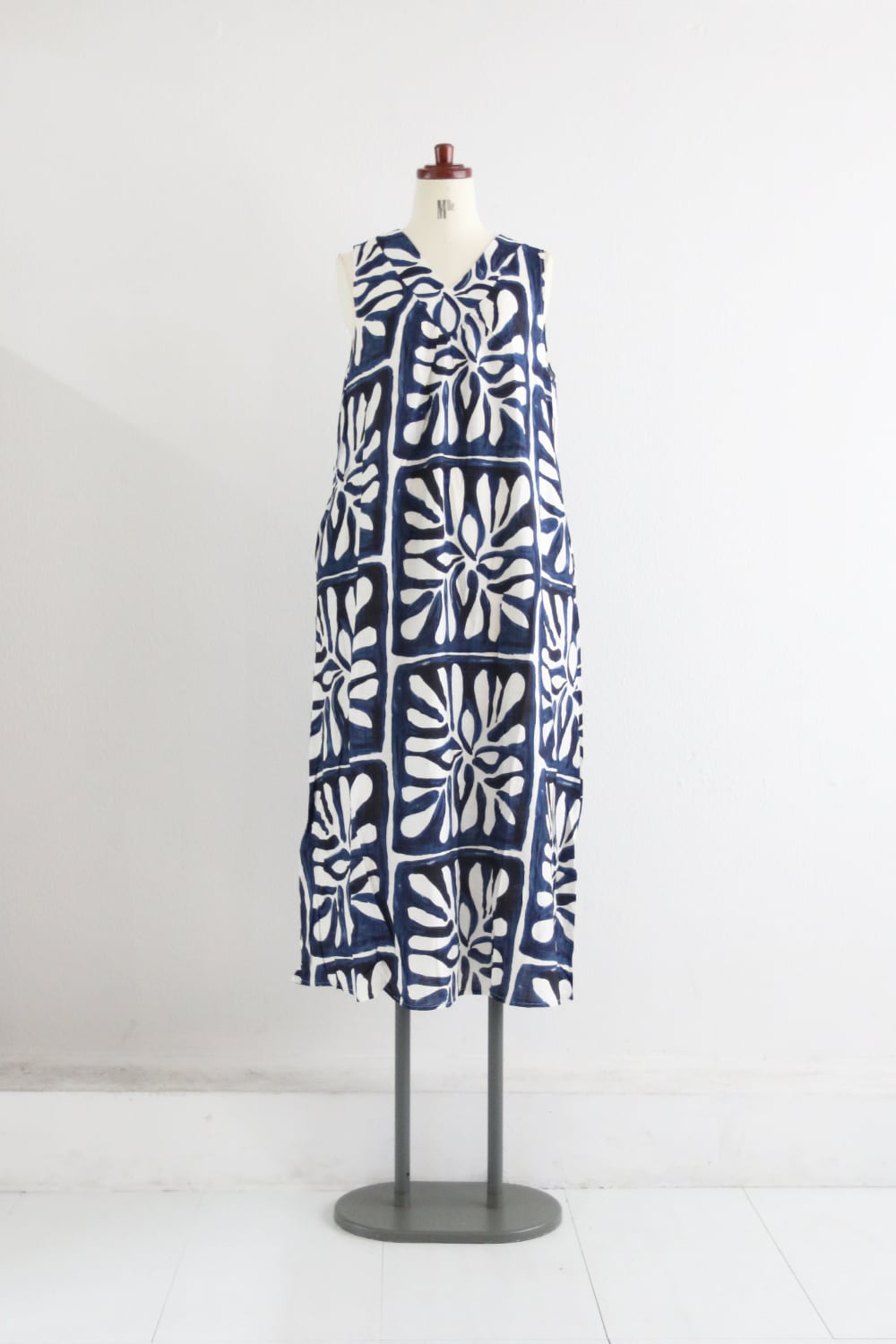 ビックリーフノースリーブワンピース/ Big Leaf Sleeveless Dress(W26S3009H)