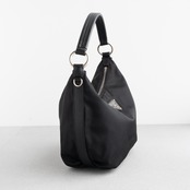 プラダ ショルダーバッグ ブラック ナイロン ヴィンテージ