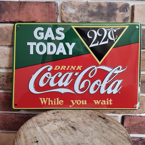 エンボスメタルサイン◆コカコーラ　イエロー◆ブリキ看板　アメリカンガレージ　ダイナー