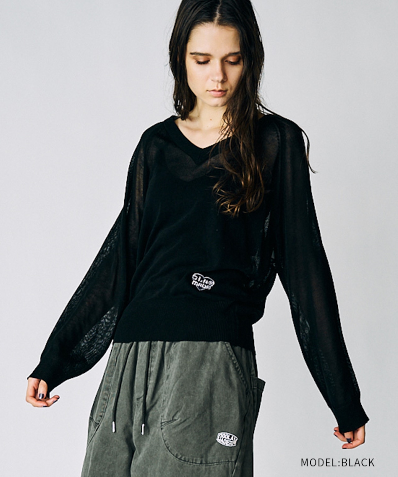 ロゴVネックシアーニットTOPS (BLACK) CQ-49014