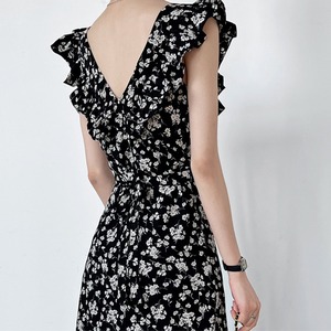 スクエアネック花柄フリルスリムワンピース 21805