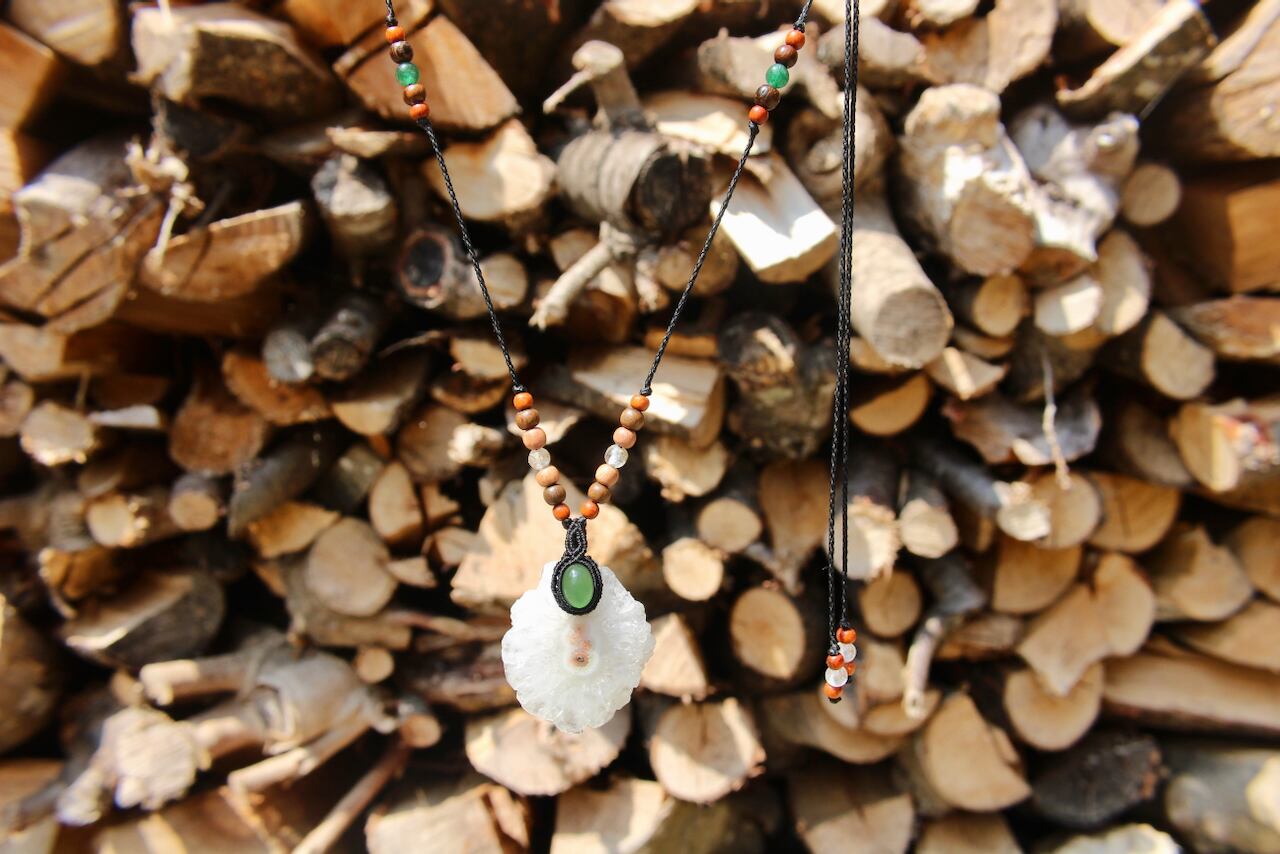 Solar Quartz & Serpentine micro macrame woody pendant