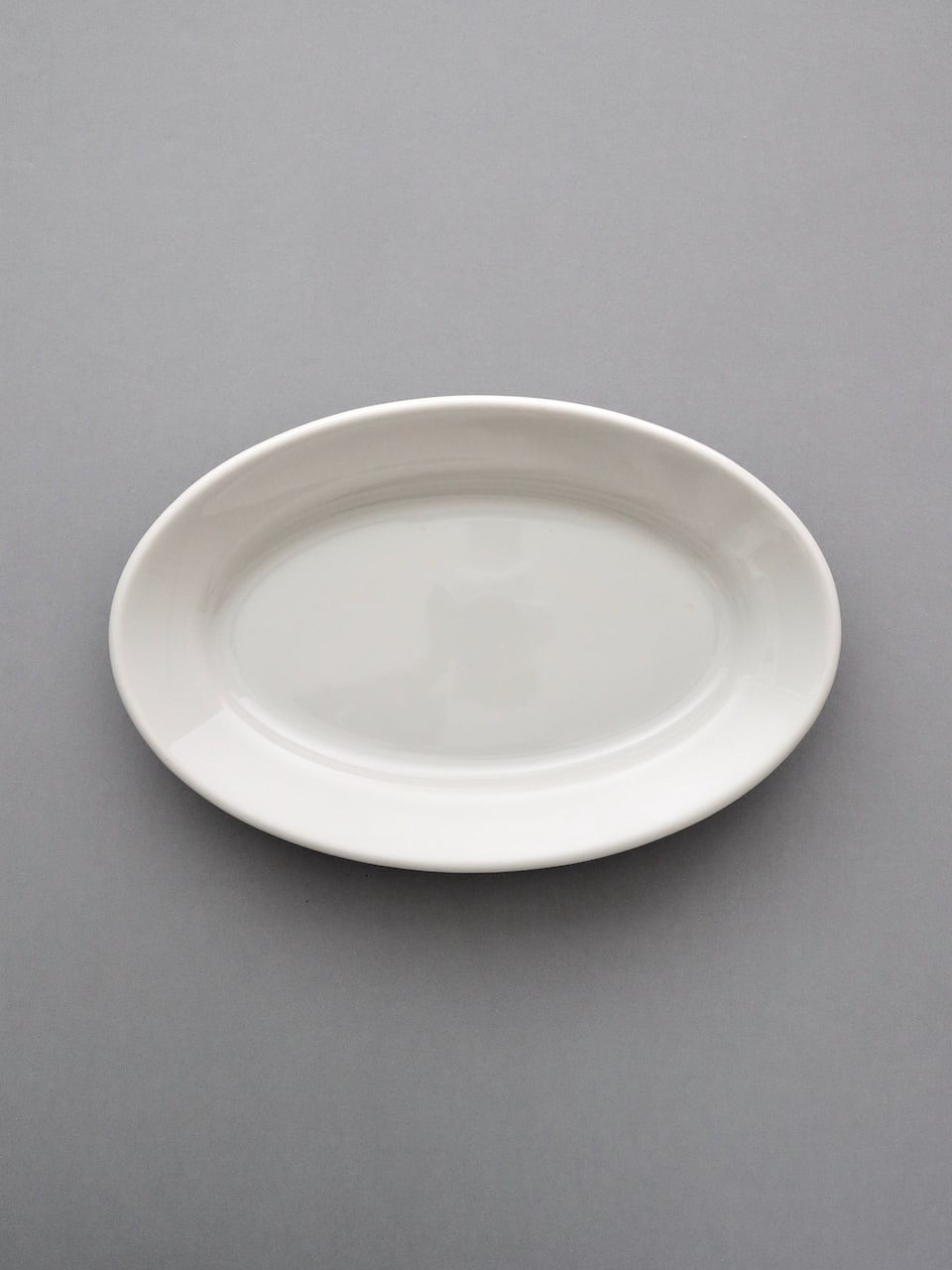 オーバルプレート 25cm サタルニア チボリ|Tivoli Oval Plate 25cm – Saturnia