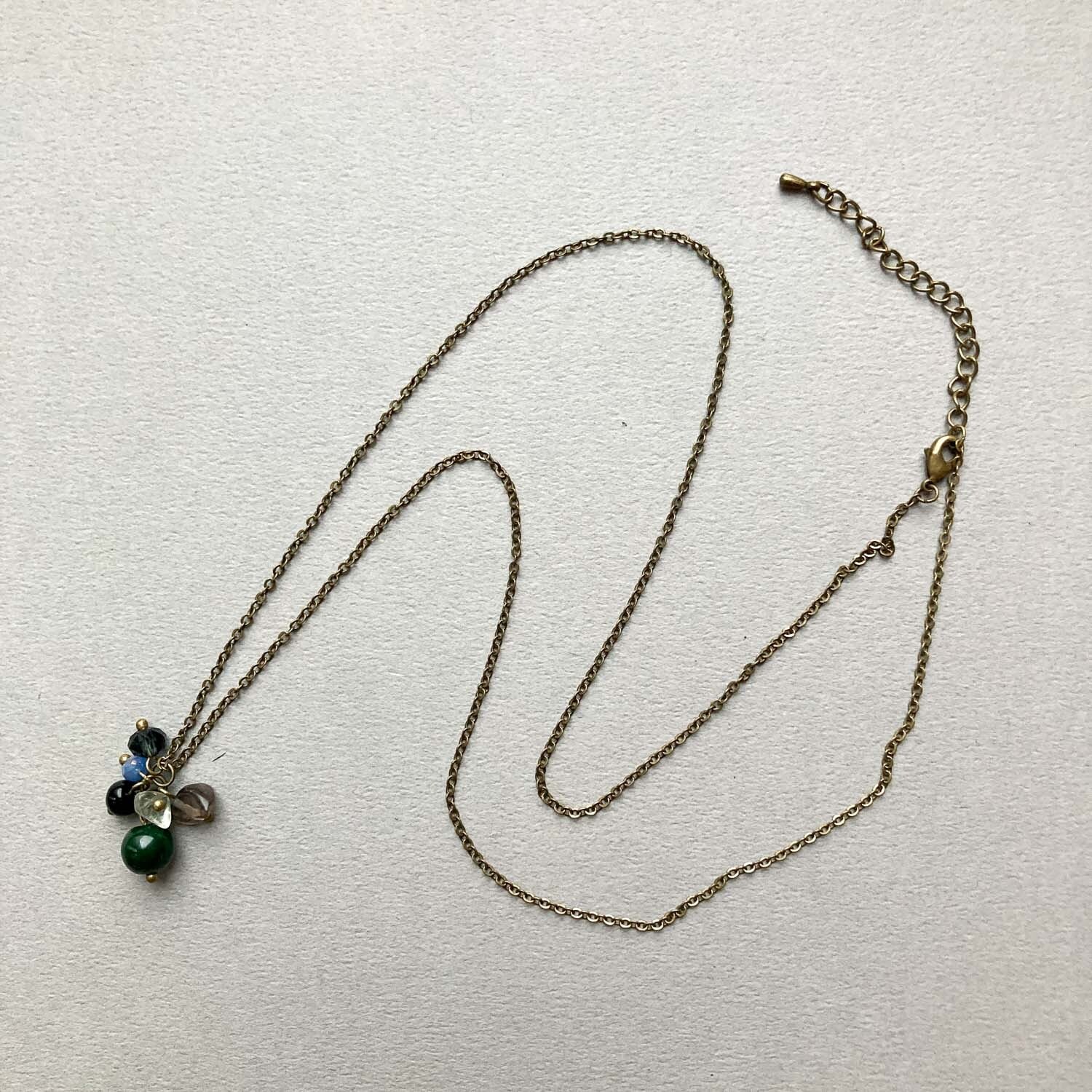 ガラスビーズと天然石のネックレス | Dua-アクセサリーパーツショップ