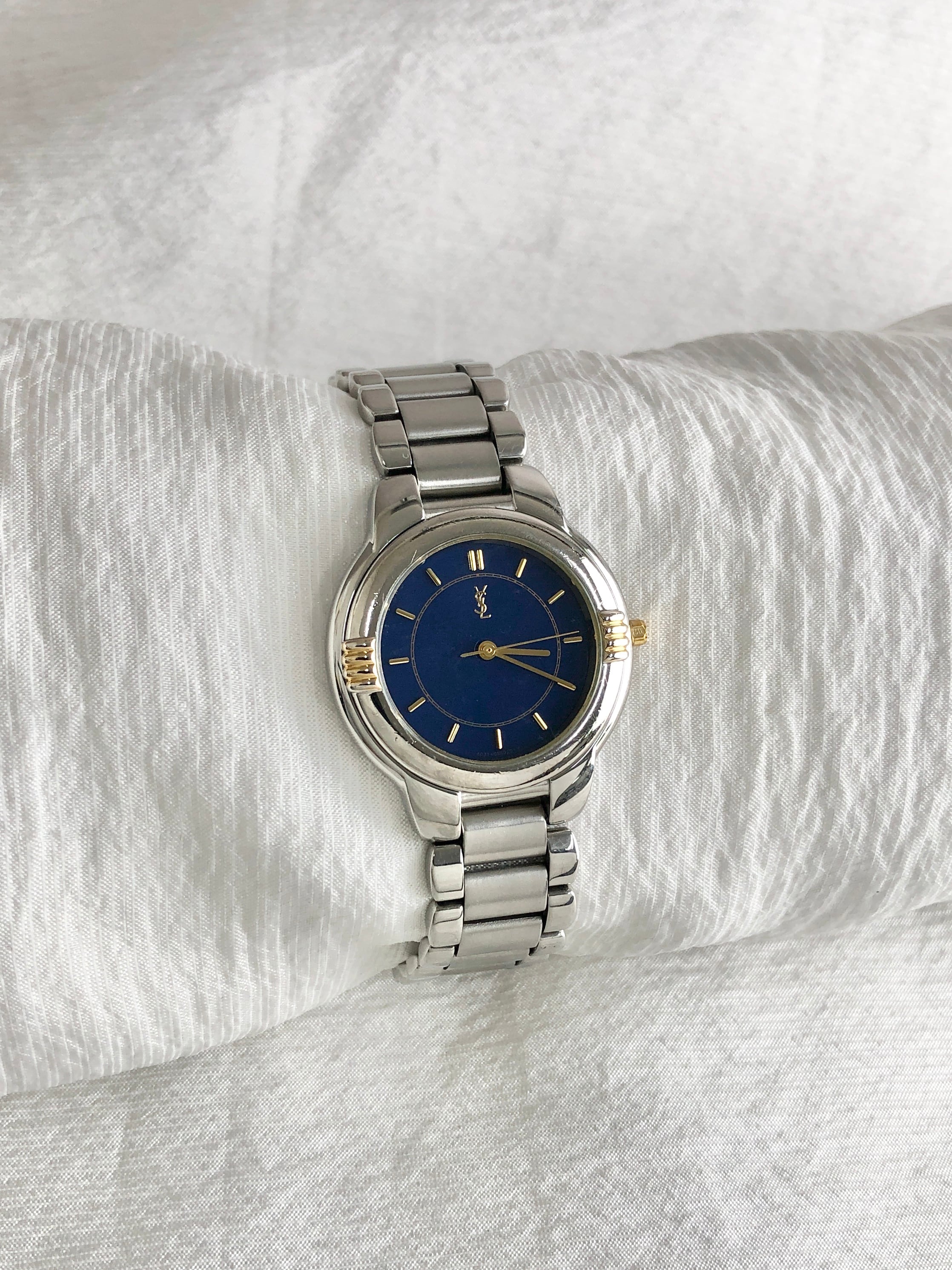 Yves Saint Laurent イヴ・サンローラン 腕時計 シルバー ブルー YSL ステンレススチール クウォーツ 6031-G11246 vintage ヴィンテージ オールド rcren6
