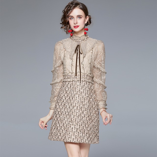 送料無料 ワンピース ドレス ミニワンピース ショート丈 ミニ丈 ツイード レース 刺繍 フリル パール スパンコール 飾り リボン ハーフネック 透け感 異素材ミックス 長袖 パフスリーブ ハイウエスト オシャレ お洒落 シンプル ワントーン アプリコット 華やか 上品