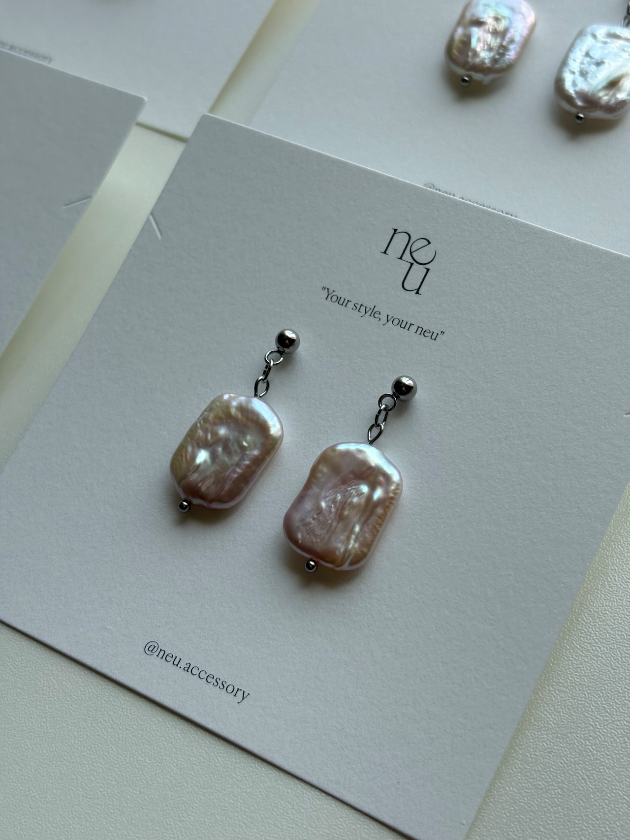 『透明な潮騒』square pearl pierce
