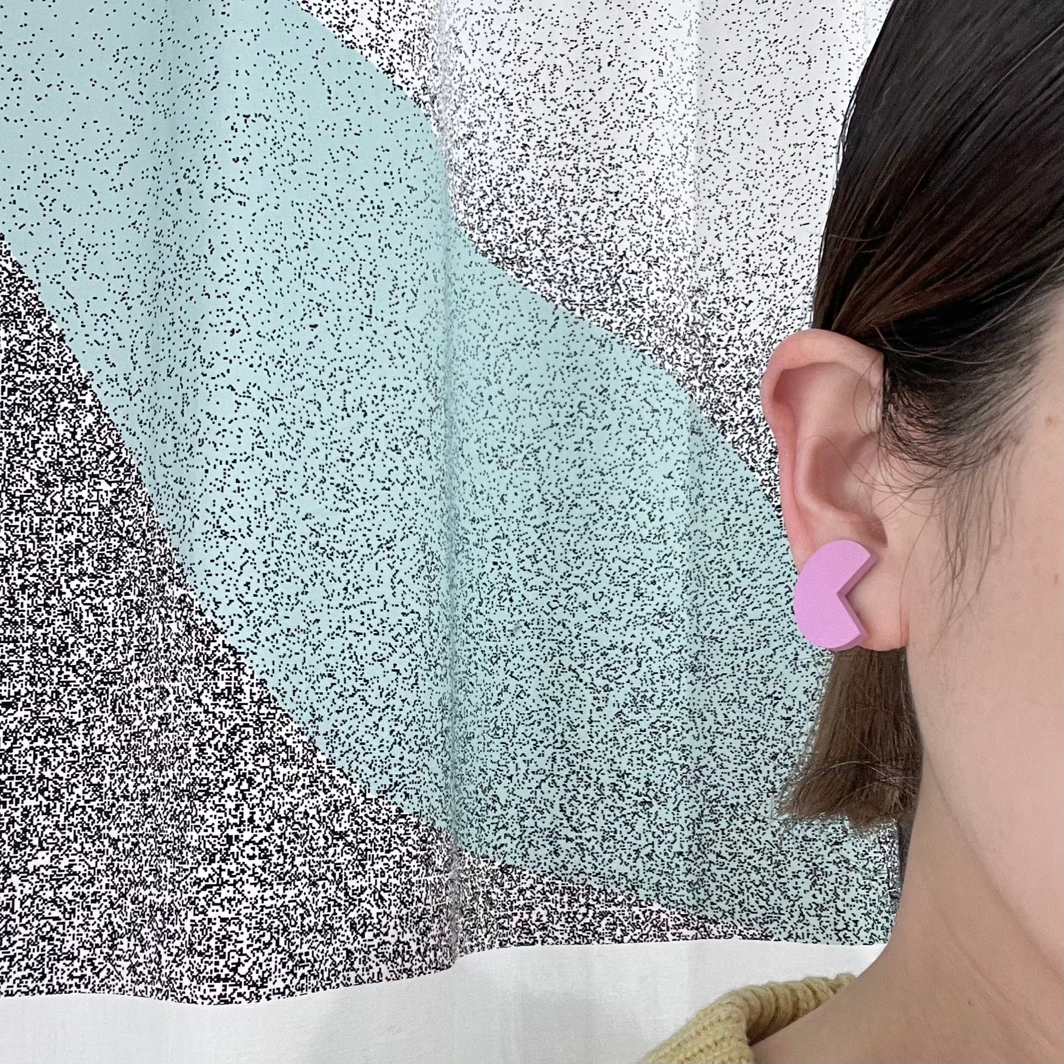 corchea / pie  earring【neon pink】