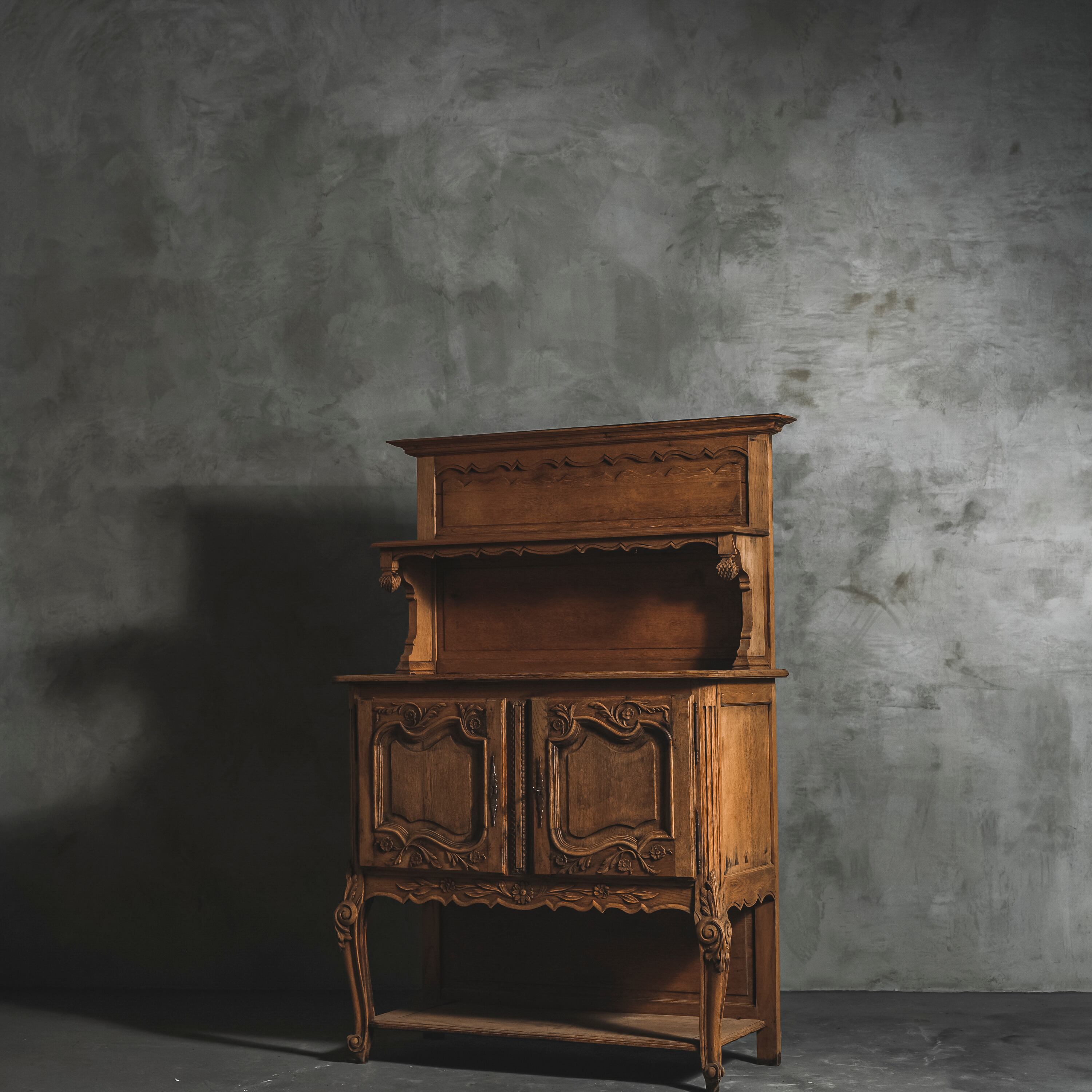 キャビネット/シェルフキャビネット/フレンチ家具/アンティークキャビネット/大理石/マーブルトップ/カップボード