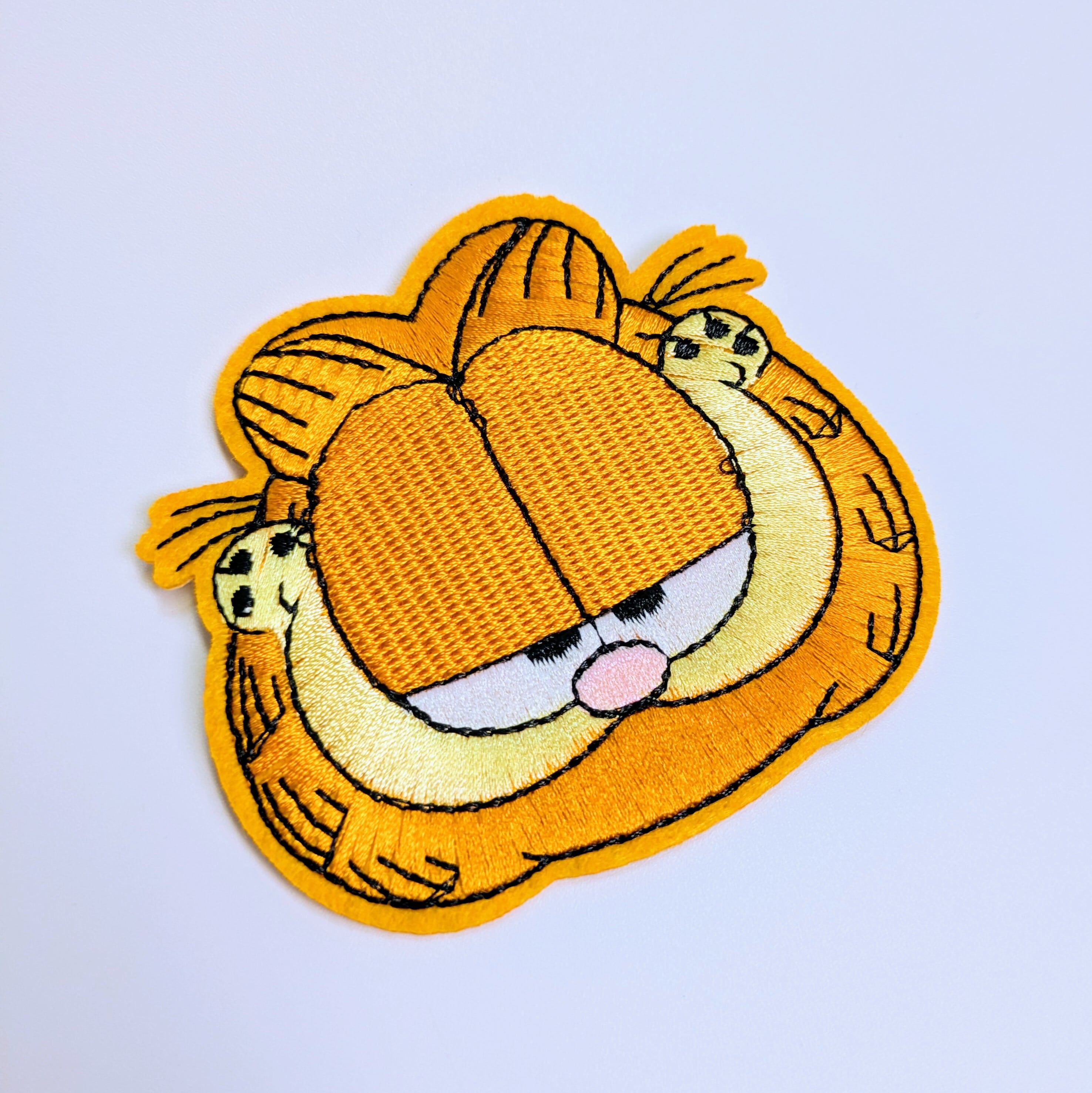 送料無料！ ☆刺繍アイロンワッペン☆【 Garfield（ ガーフィールド