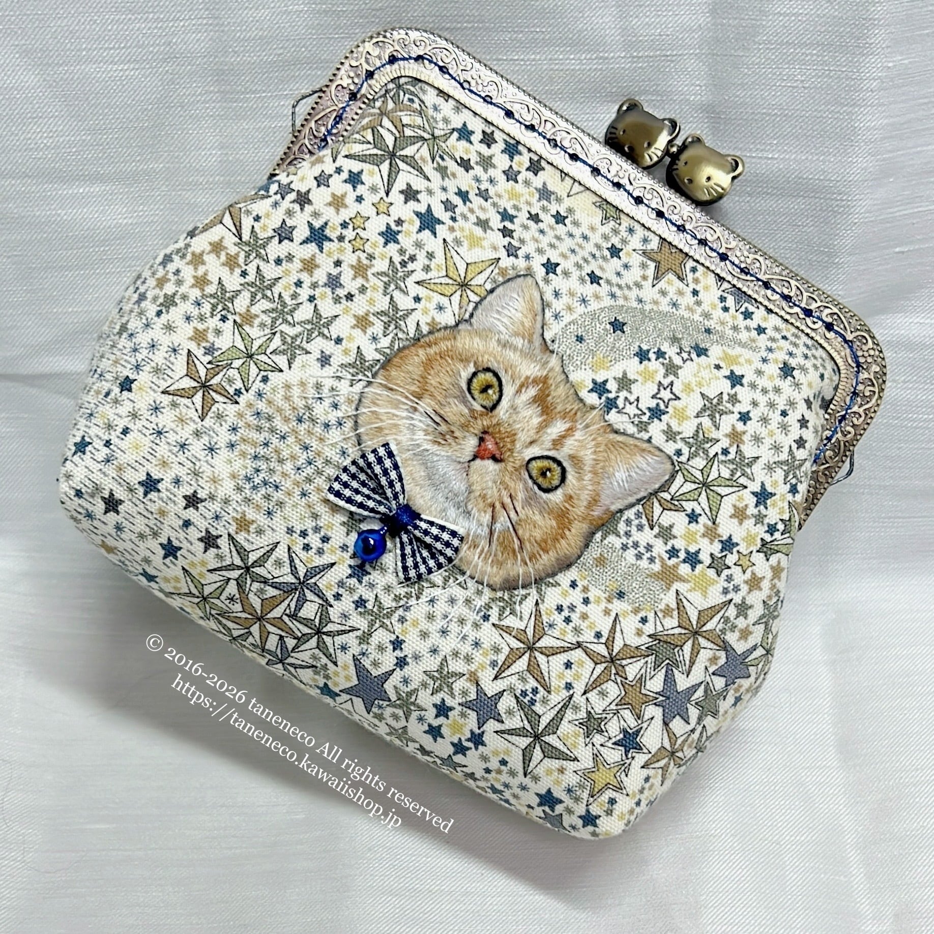 taneneco手刺繍作品『Maple Cotton Candy loves Dressing Up.』がま口