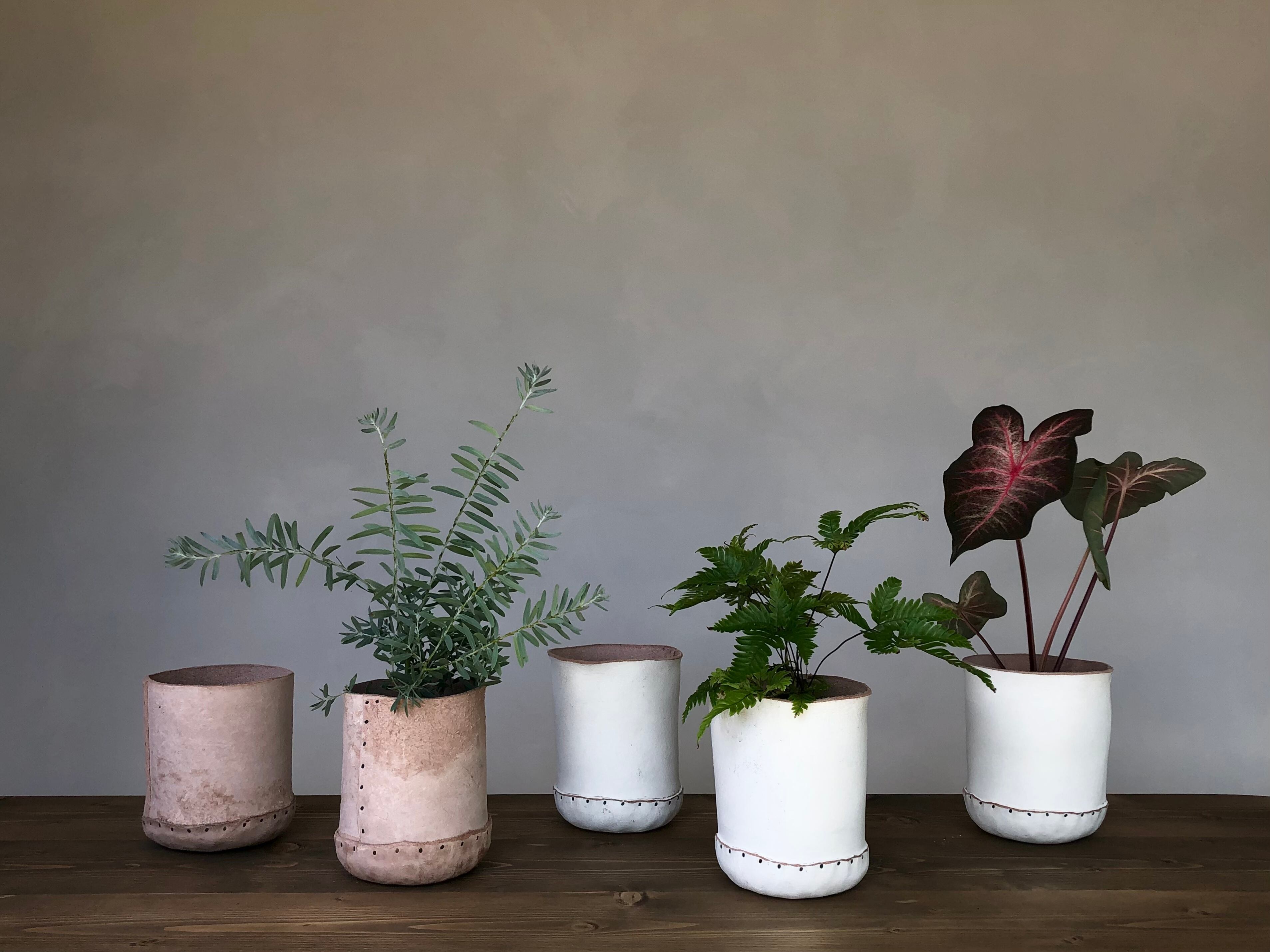 マスミツケンタロウさんのレザーポット | PAUSE