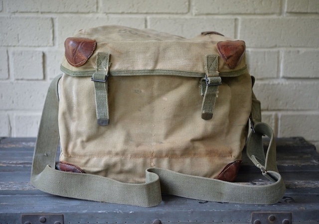 Vintage U.S. ARMY Signal Corps BG109A Bag