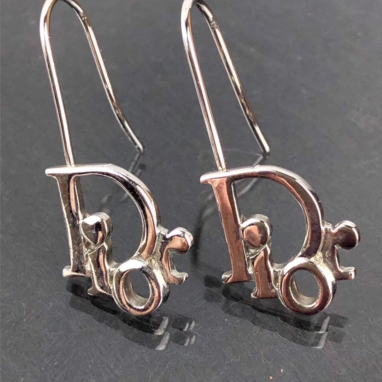 ★Christian Dior★ ピアス バラ トロッター ピンク シルバー. Christian Dior ディオール トロッター プレート ピアス ピンク