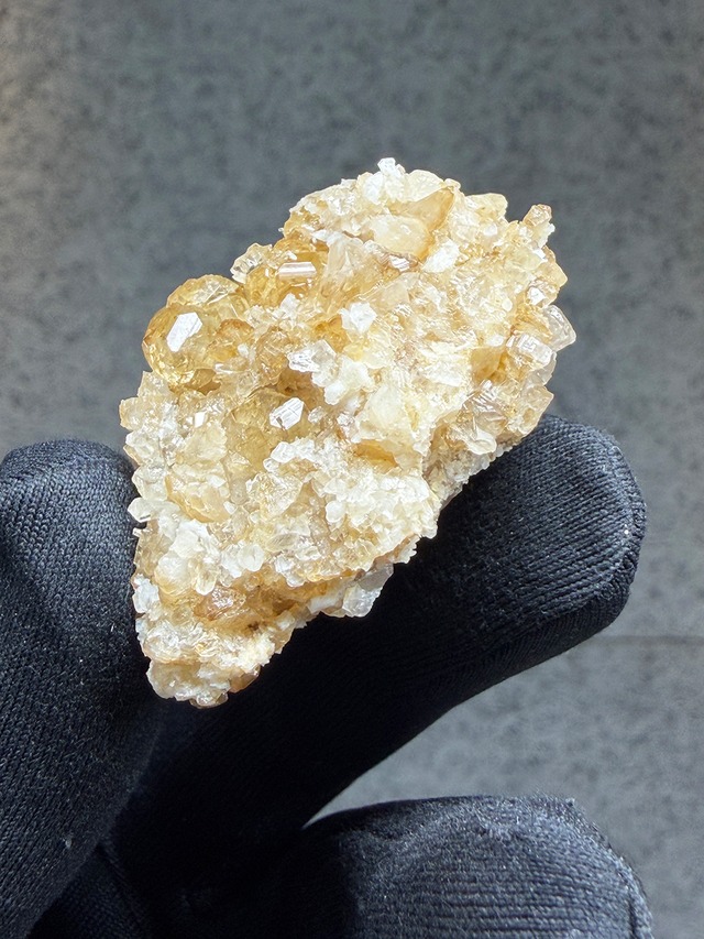 リューコガーネット（ホワイトガーネット）【ML-0148】パキスタン KPK