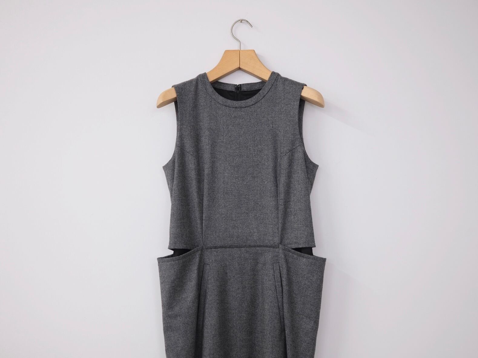 JUN MIKAMI “ ONE-PIECE “ GRAY | Lapel online store 