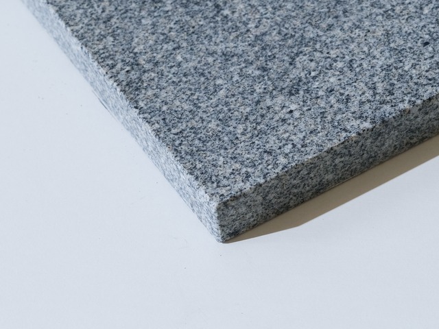 ペットボード S / 庵治石-グレー