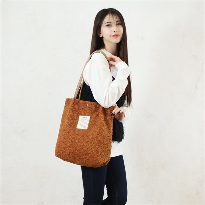 SOBIA】ボアハンドルタックトートバッグ | ファイン コマース