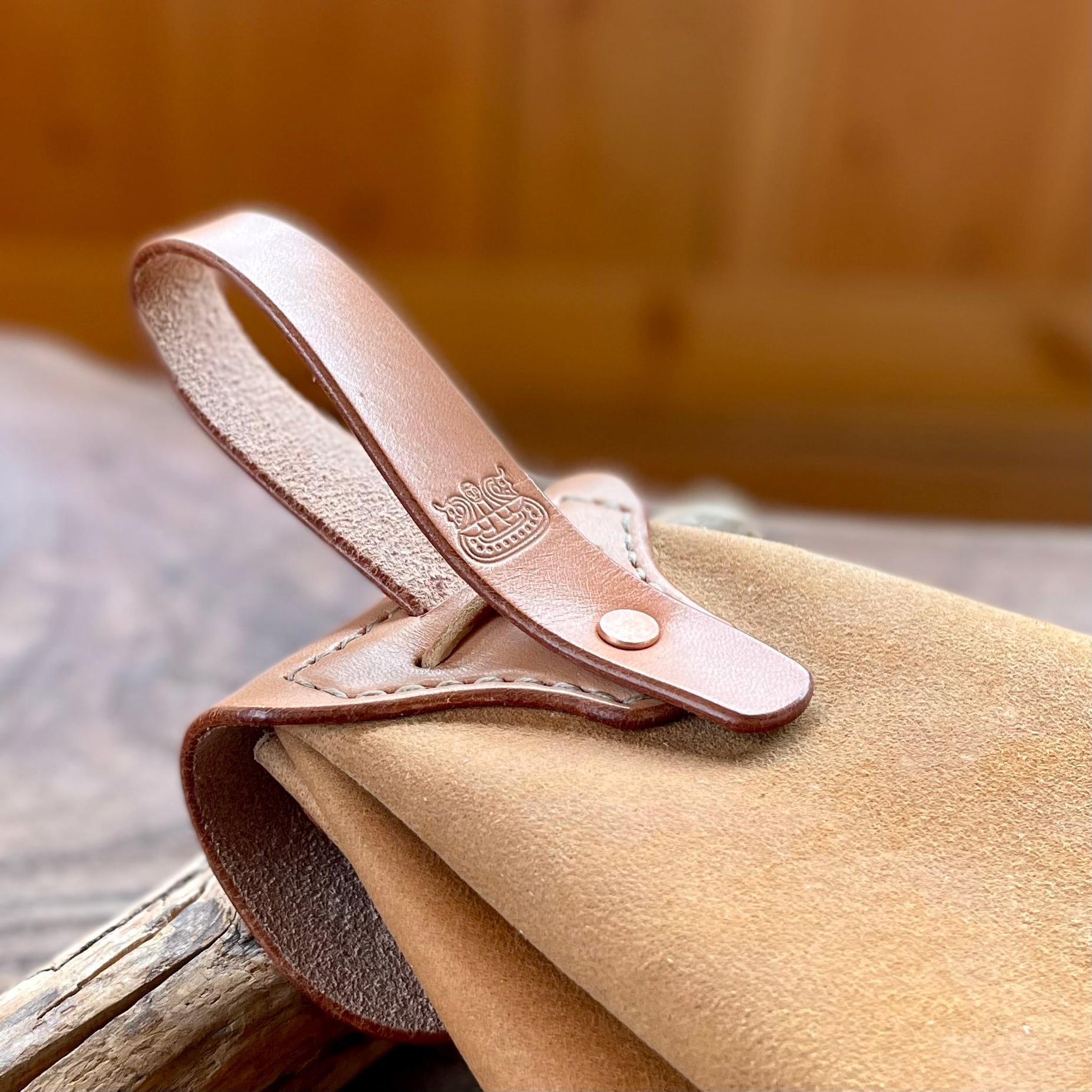 数量限定】鹿革ベルトポーチ 刻印サービス付［スモーク］Deerskin Belt