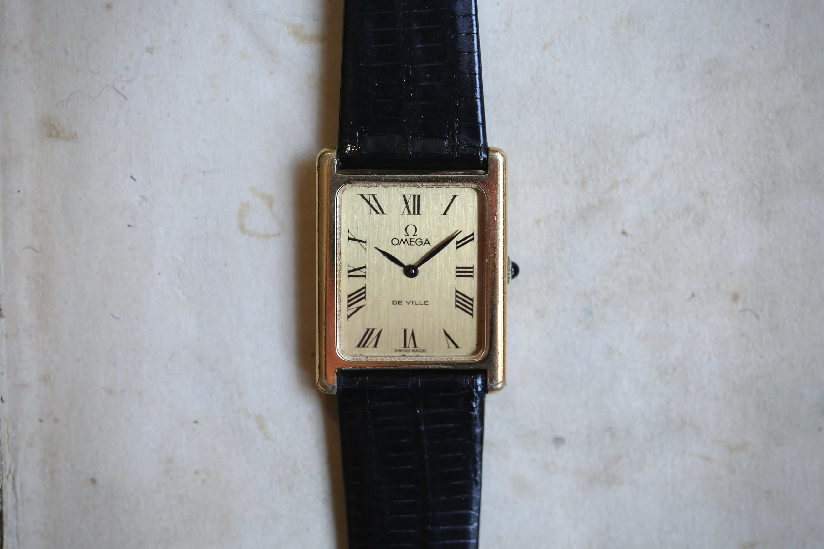 OMEGA】 1975年製 オメガ デビル H型レクタンギュラー オニキス OMEGA】 1975年製 オメガ デビル H型レクタンギュラー オニキス