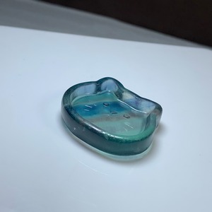 6.可愛い猫顔☆フローライト猫皿