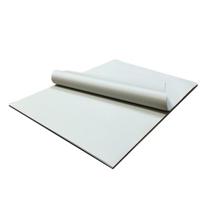 【在庫のみ】イロカグ 緩衝材 紙 縦54.6cm×横40.6cm/厚み0.06mm 100枚セット クラフト紙 梱包材 包装紙 食器梱包材 梱包資材 ラッピング シート 食器梱包 ペーパークッション