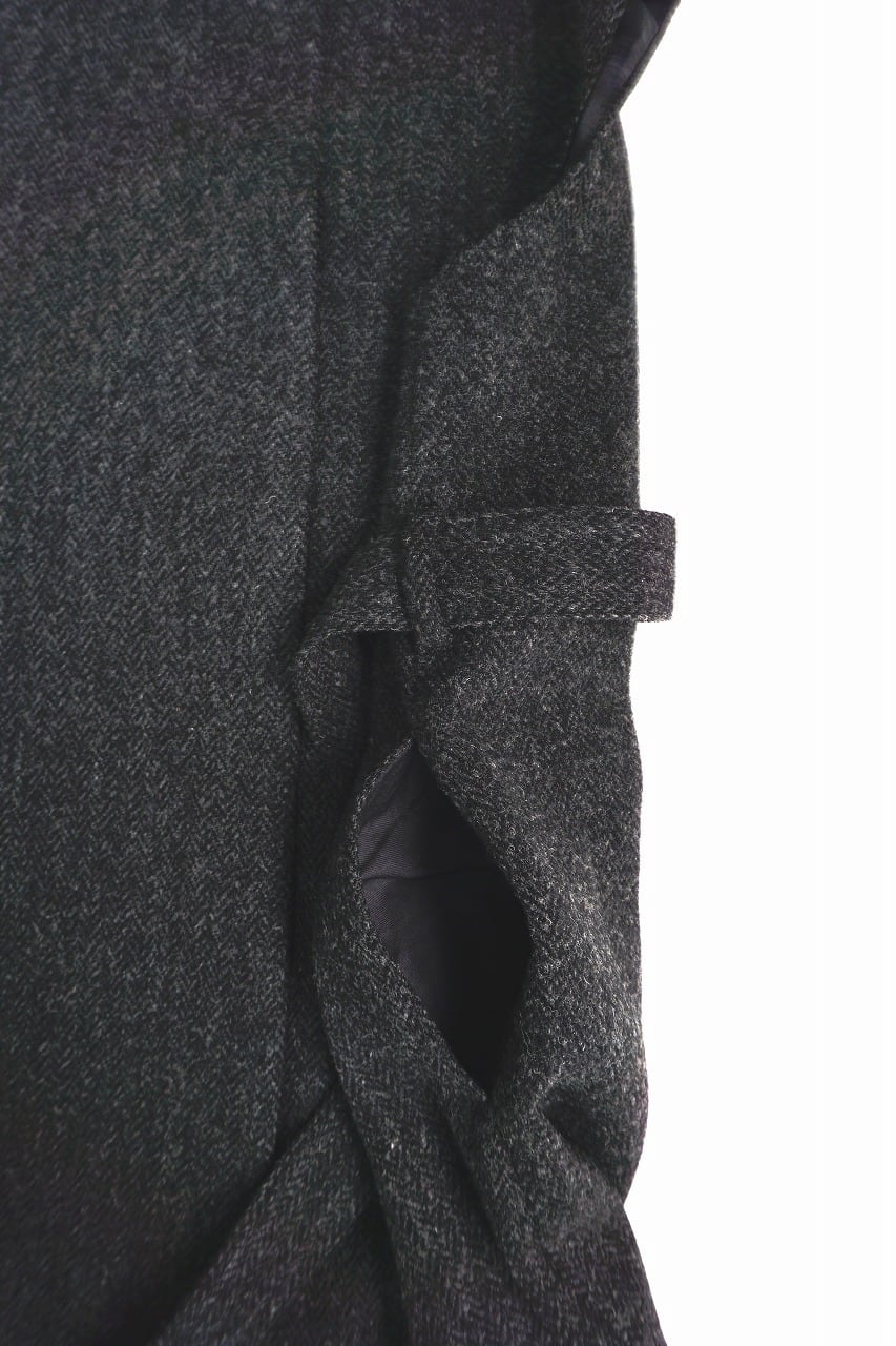 British Herringbone Sleeveless Coat