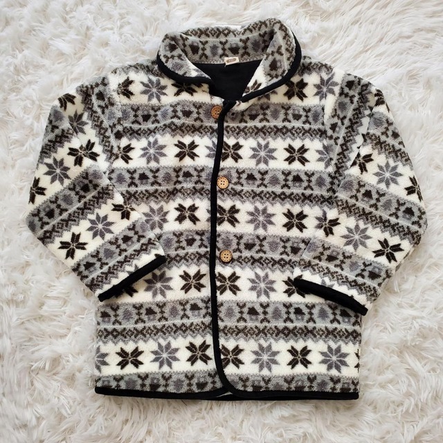 【USED】フリースアウター 110サイズ部屋着　ルームウェア　カジュアル