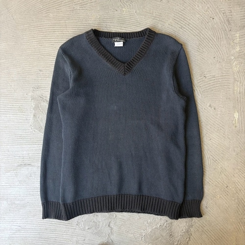 agnes b. / V-neck knit sweater （Mede in France ）