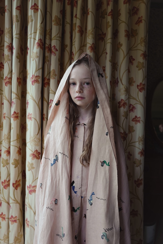 《即納》FISH&KIDS/ ALLOVER EMBROIDERY MERMAID DRESS - DUSTY PINK