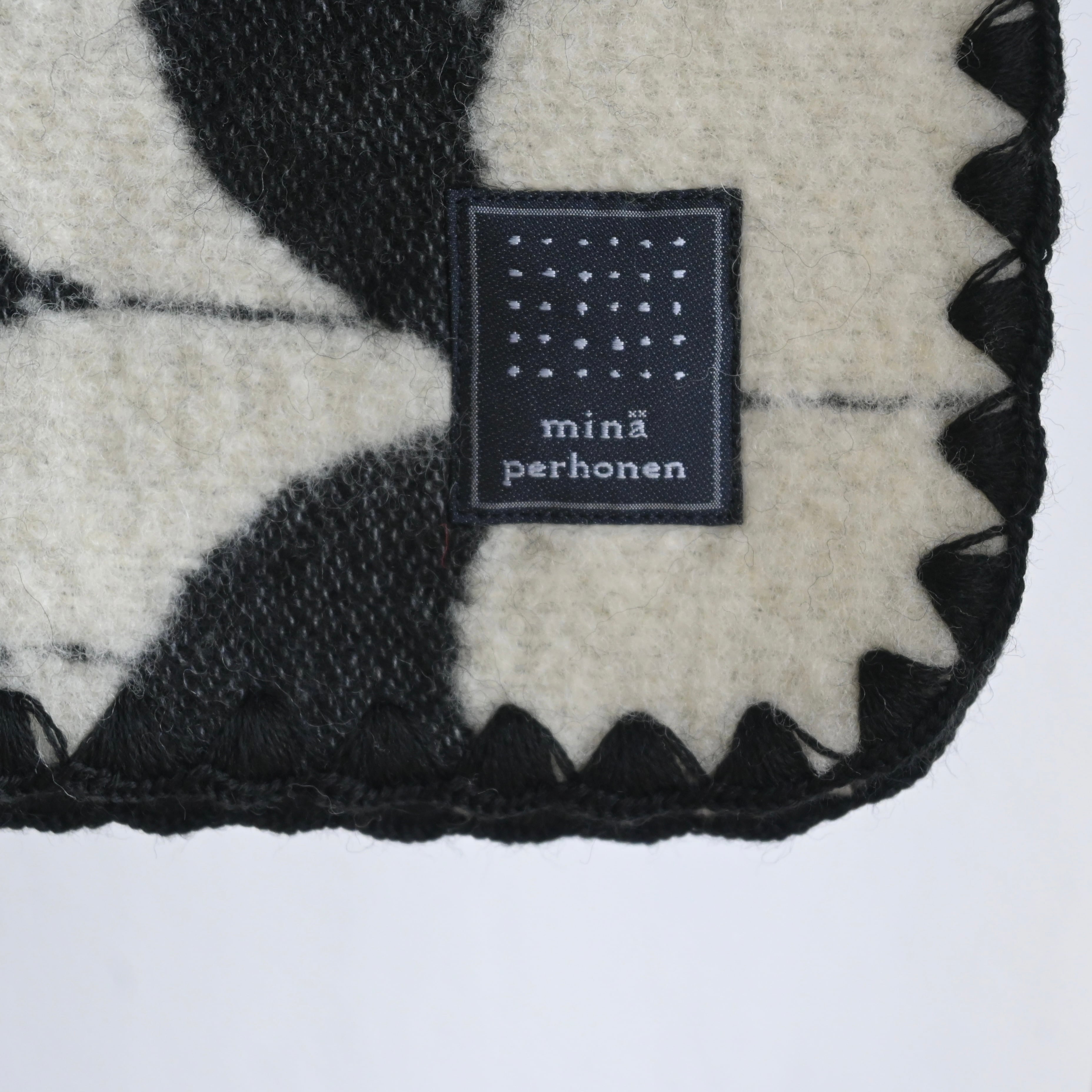 mina perhonen》sea lace ブランケット(S) / black | cirkel mote