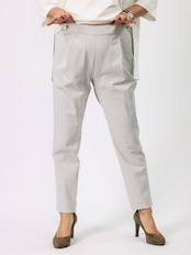 ストレッチテーパードパンツ(BEATRICE)